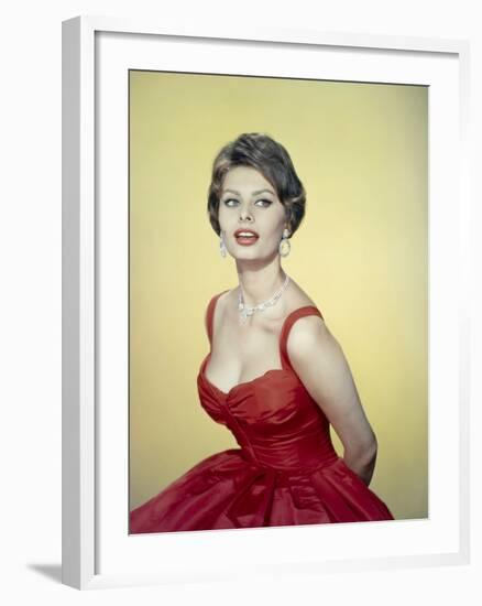 Sophia Loren, 1955-null-Framed Photographic Print