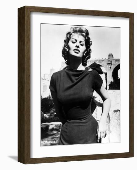 Sophia Loren, 1956-null-Framed Photographic Print