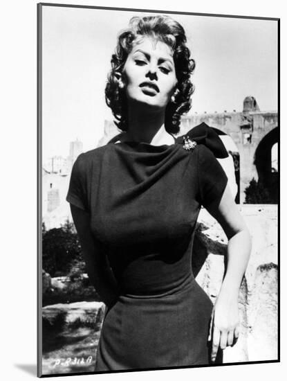 Sophia Loren, 1956-null-Mounted Photographic Print