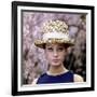 Sophia Loren Wearing a Straw Hat-Mario de Biasi-Framed Photographic Print