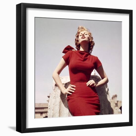 Sophia Loren-null-Framed Photographic Print