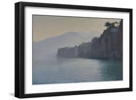 Sorrente, vue générale, côte argentée-Henry Brokman-Framed Giclee Print