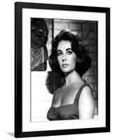 Soudain l'ete dernier SUDDENLY LAST SUMMER, 1959 by JOSEPH L. MANKIEWICZ with Elizabeth Taylor (b/w-null-Framed Photo