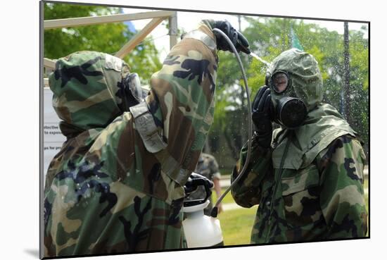 South Korean Airmen Assist in Mask Washing Decontamination-null-Mounted Photographic Print
