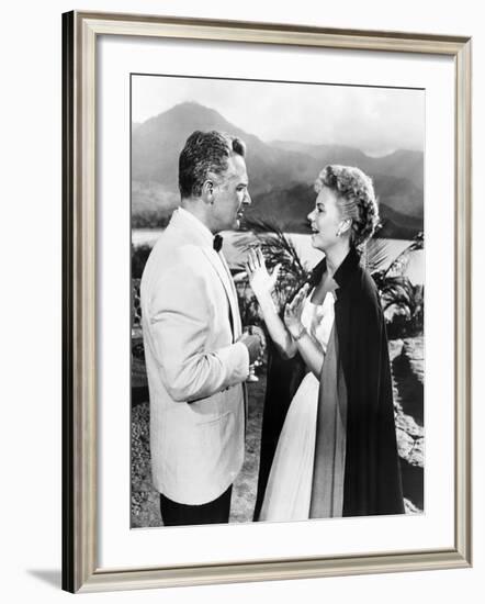 South Pacific, from Left, Rossano Brazzi, Mitzi Gaynor, 1958-null-Framed Photo