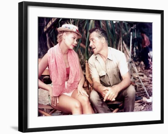 South Pacific, Mitzi Gaynor, Rossano Brazzi On Set, 1958-null-Framed Photo