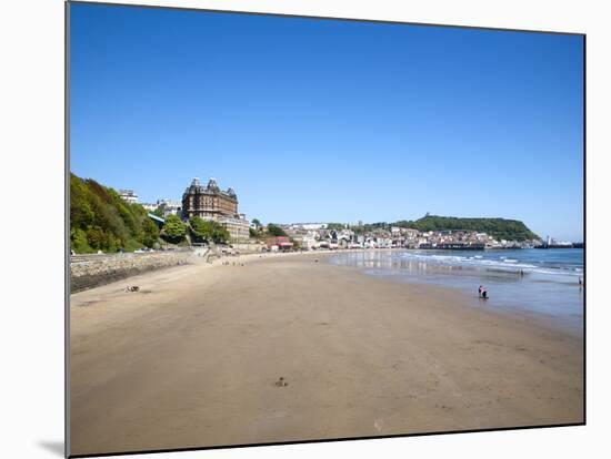 South Sands, Scarborough, North Yorkshire, Yorkshire, England, United Kingdom, Europe-Mark Sunderland-Mounted Photographic Print