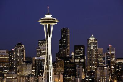 https://imgc.allpostersimages.com/img/posters/space-needle-i_u-L-Q10PY0V0.jpg?artPerspective=n
