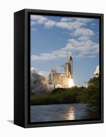 Space Shuttle Atlantis Lifts Off from its Launch Pad at Kennedy Space Center, Florida-null-Framed Stretched Canvas