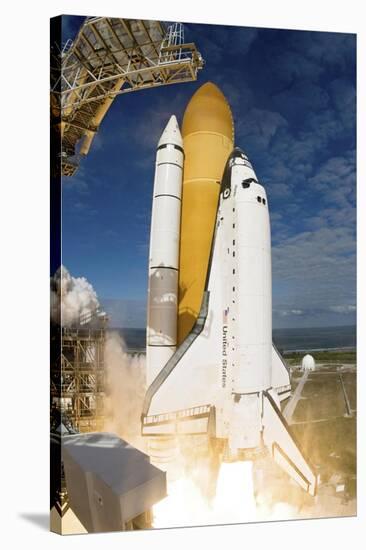 Space Shuttle Atlantis Lifts Off from its Launch Pad at Kennedy Space Center, Florida-null-Stretched Canvas