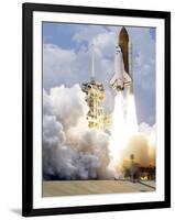 Space Shuttle Atlantis Lifts Off from its Launch Pad-null-Framed Photographic Print