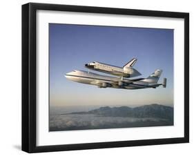 Space Shuttle Atlantis on Custom 747 Flies to Kennedy Space Center after Refurbishment, Sep 1, 1998-null-Framed Photo