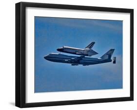 Space Shuttle Columbia flies on 9/21/12 over Los Angeles on its final flight, Malibu, CA-null-Framed Photographic Print