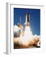 Space Shuttle Columbia-null-Framed Photographic Print