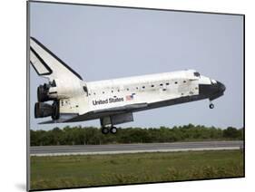 Space Shuttle Discovery Approaches Landing on the Runway at the Kennedy Space Center-Stocktrek Images-Mounted Photographic Print