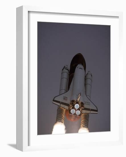 Space Shuttle Discovery Launched with Hubble Space Telescope in its Cargo Bay, April 24, 1990-null-Framed Photo