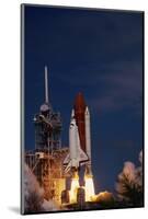 Space Shuttle Discovery Lifting Off-Roger Ressmeyer-Mounted Photographic Print