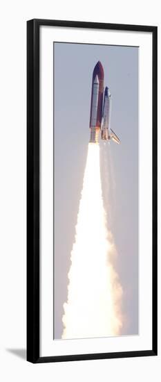 Space Shuttle Discovery-Dave Martin-Framed Photographic Print