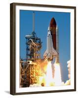 Space Shuttle-John Raoux-Framed Premium Photographic Print