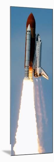 Space Shuttle-Dave Martin-Mounted Photographic Print