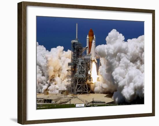 Space Shuttle-Chris O'Meara-Framed Photographic Print