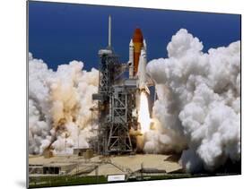 Space Shuttle-Chris O'Meara-Mounted Photographic Print