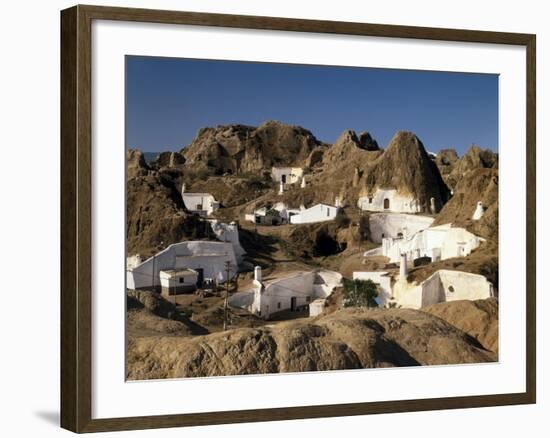 Spanien, Andalusien, Guadix, Hv?Hlenwohnungen, Ansicht, Nahe Granada, Hv?Hlenstadt-Thonig-Framed Photographic Print