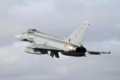https://imgc.allpostersimages.com/img/posters/spanish-air-force-eurofighter-ef2000-typhoon-taking-off_u-L-PU20KM0.jpg?artPerspective=n