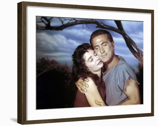 Spartacus by Stanley Kubrik with Kirk Douglas and Jean Simmons, 1960 (photo)-null-Framed Photo