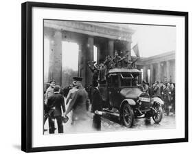 Spartacus Uprising, Germany-Robert Hunt-Framed Photographic Print