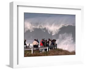 Spectators Line the Bluff at La Jolla Cove to Get a Good Look at the Large Surf in San Diego-null-Framed Photographic Print