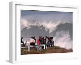 Spectators Line the Bluff at La Jolla Cove to Get a Good Look at the Large Surf in San Diego-null-Framed Photographic Print