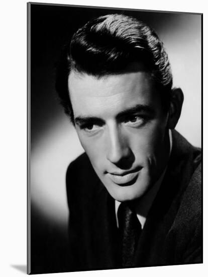 Spellbound, Gregory Peck, 1945-null-Mounted Photo