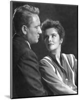 Spencer Tracy & Katharine Hepburn-null-Mounted Photo