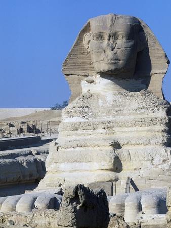https://imgc.allpostersimages.com/img/posters/sphinx-of-giza-giza-necropolis_u-L-PPLD380.jpg?artPerspective=n