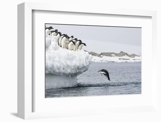 Splash-Joan Gil Raga-Framed Photographic Print