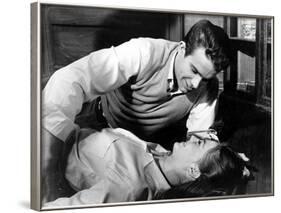 Splendor In The Grass, Warren Beatty, Natalie Wood, 1961-null-Framed Photo