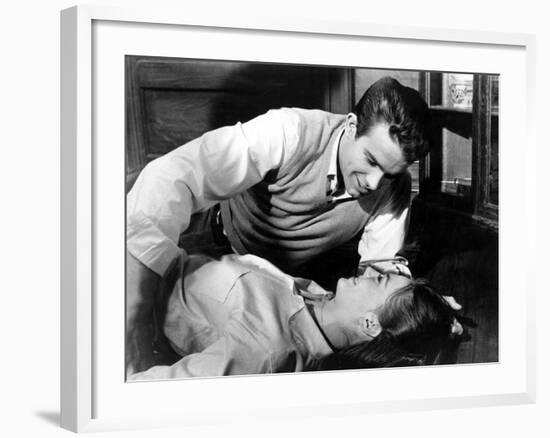 Splendor In The Grass, Warren Beatty, Natalie Wood, 1961-null-Framed Photo