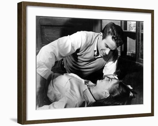 Splendor In The Grass, Warren Beatty, Natalie Wood, 1961-null-Framed Photo