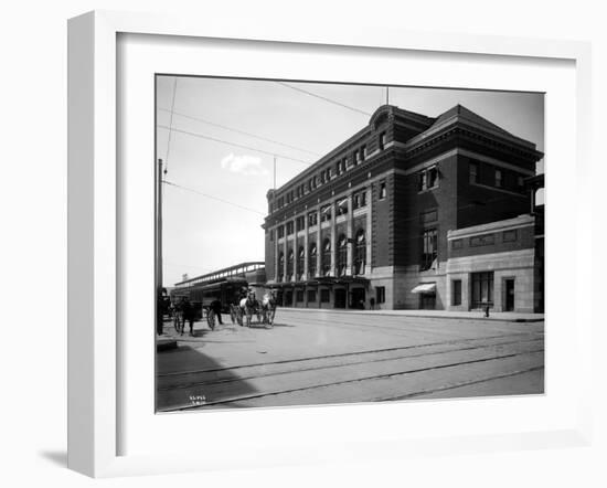 Spokane: O.W. and Milwaukee Station, 1915-Asahel Curtis-Framed Giclee Print