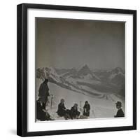 Sports d'hiver-null-Framed Giclee Print