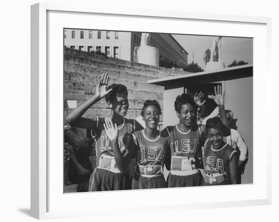 Sprinter Wilma Rudolph at the Olympics, W. Team Mates-null-Framed Premium Photographic Print