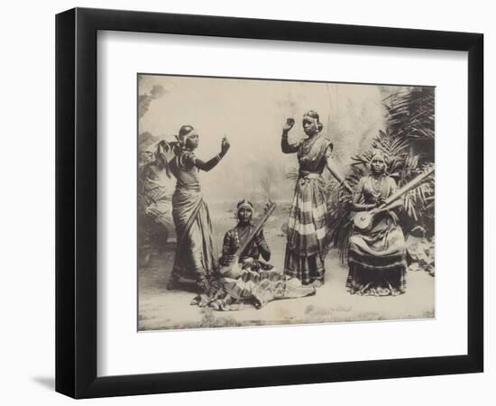 Sri-Lanka, les bayadères-null-Framed Giclee Print