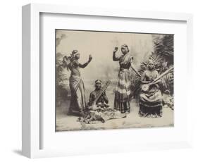 Sri-Lanka, les bayadères-null-Framed Giclee Print