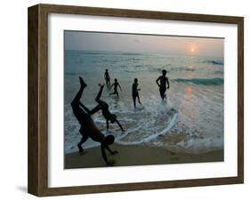 Sri Lankan Tsunami Survivors Play at Akurala Beach Close to their Temporary Shelters-null-Framed Photographic Print