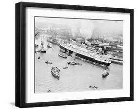 SS United States Entering Southampton Harbor-null-Framed Photographic Print