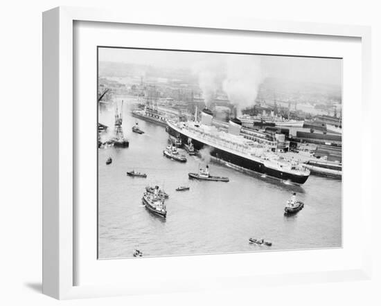 SS United States Entering Southampton Harbor-null-Framed Photographic Print