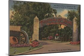 St. Augustine, FL - Fountain of Youth Entrance View-Lantern Press-Mounted Art Print