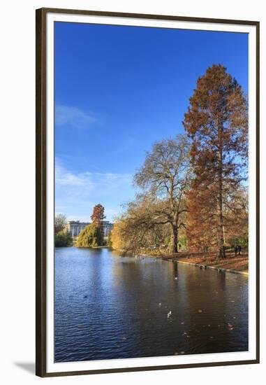 St. James's Park, with view across lake to Buckingham Palace, sunny late autumn, Whitehall, London,-Eleanor Scriven-Framed Premium Photographic Print