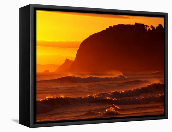 St Kilda Beach, Dunedin, New Zealand-David Wall-Framed Stretched Canvas